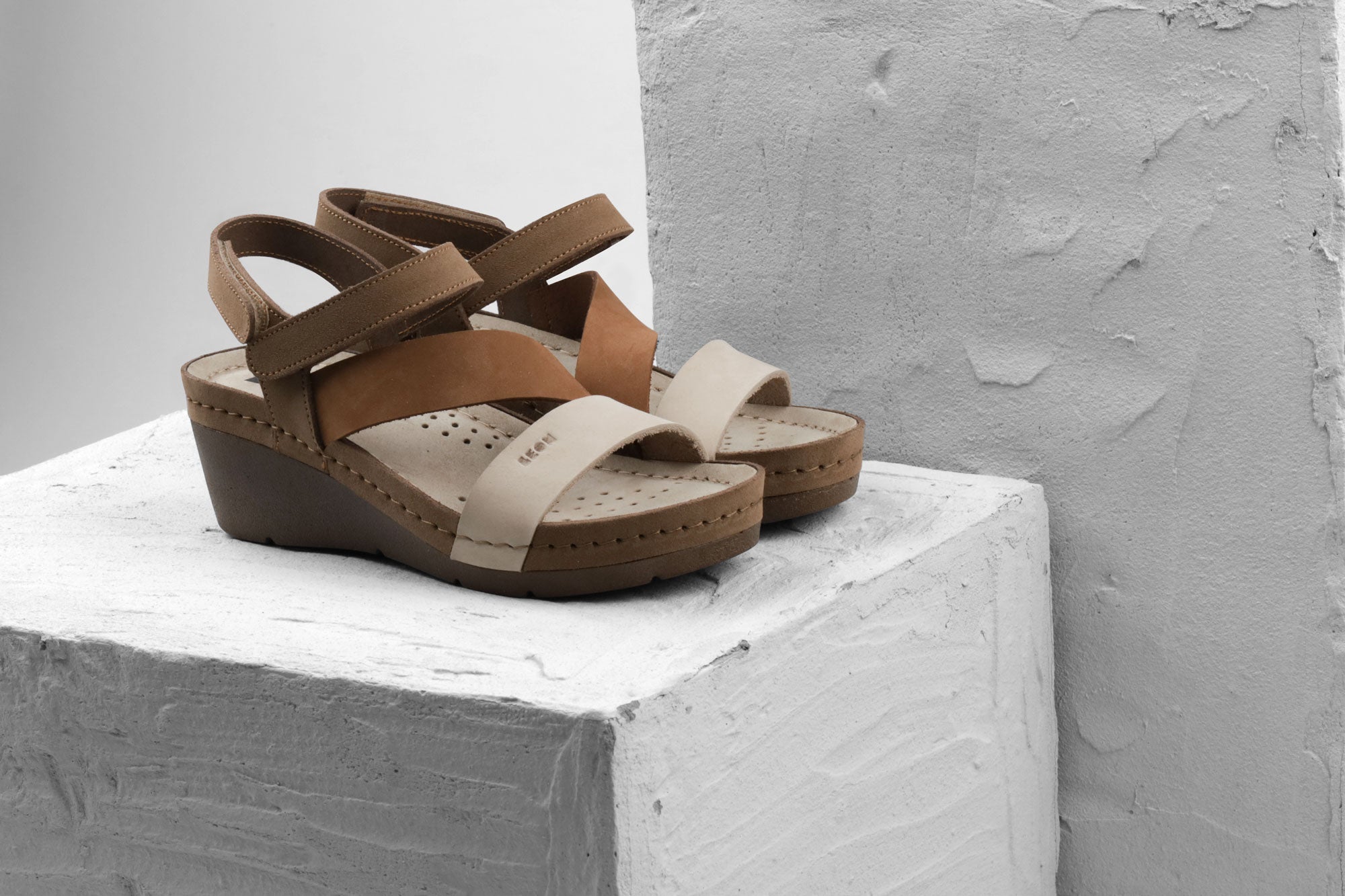 Kiara Sandal by LEON