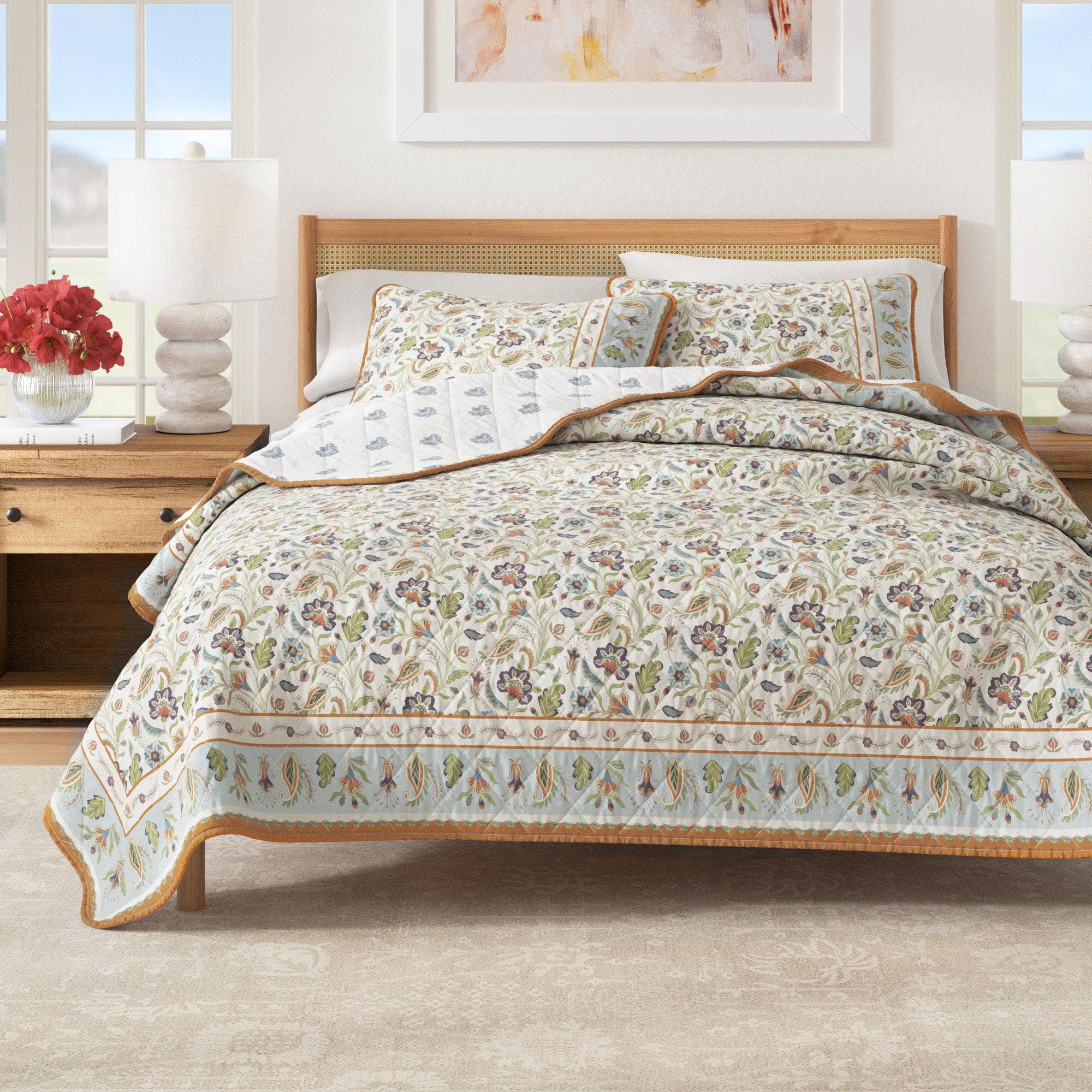 Boho Floral Quilt Set